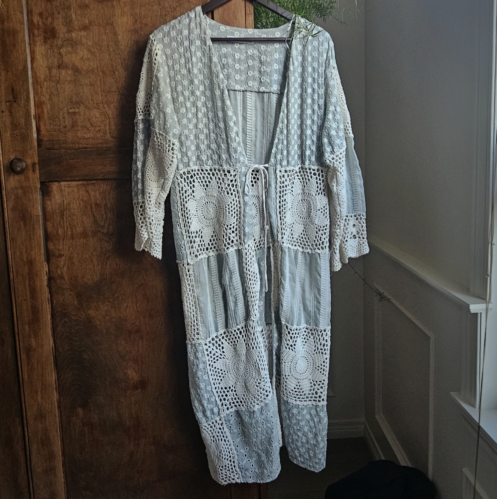 Zara Patchwork Embroidered Crochet Kimono Duster Cardigan S/M